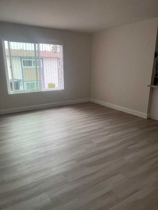 2330 Grove Ave #71 - Photo 5 of 9