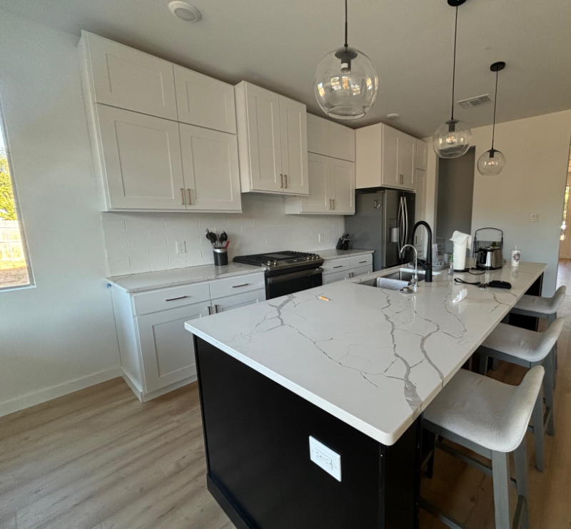 3606 28th St - Photo 3 of 15