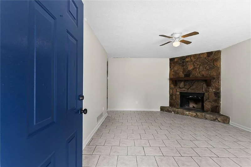 176 Timber Creek Ln Sw #176 - Photo 4 of 17