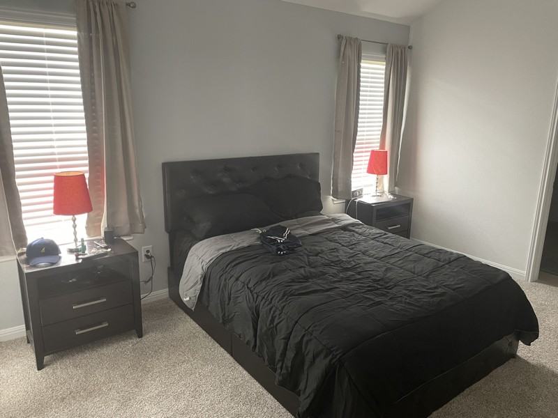 142 Prairie Ave - Photo 3 of 9