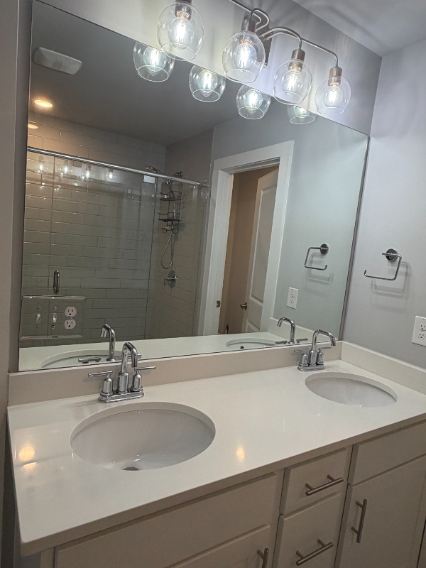 4762 Sampson Ct - Photo 2 of 17