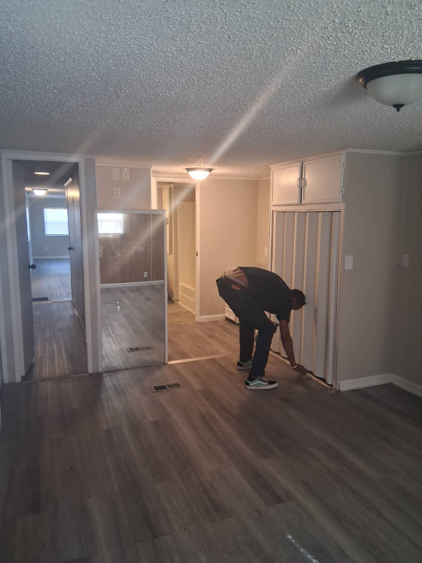 1920 E 151st Ave - Photo 5 of 10