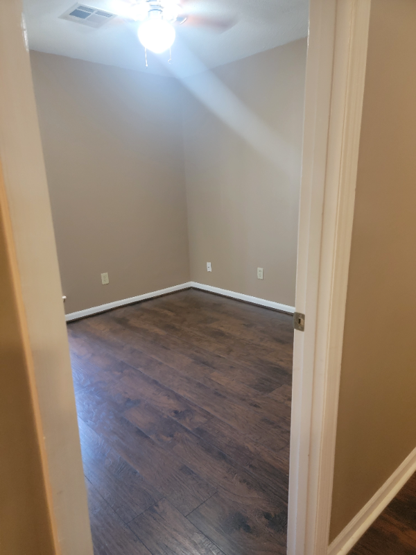 4556 Gordon Ct - Photo 6 of 6