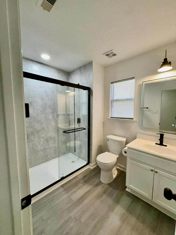 1010 Hummingbird Point Ln - Photo 3 of 8