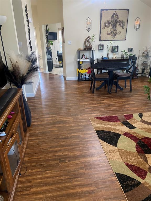 1324 Sierra Blanca Dr - Photo 3 of 9