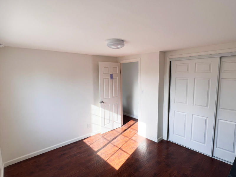 8010 Crosnoe Ave - Photo 2 of 8