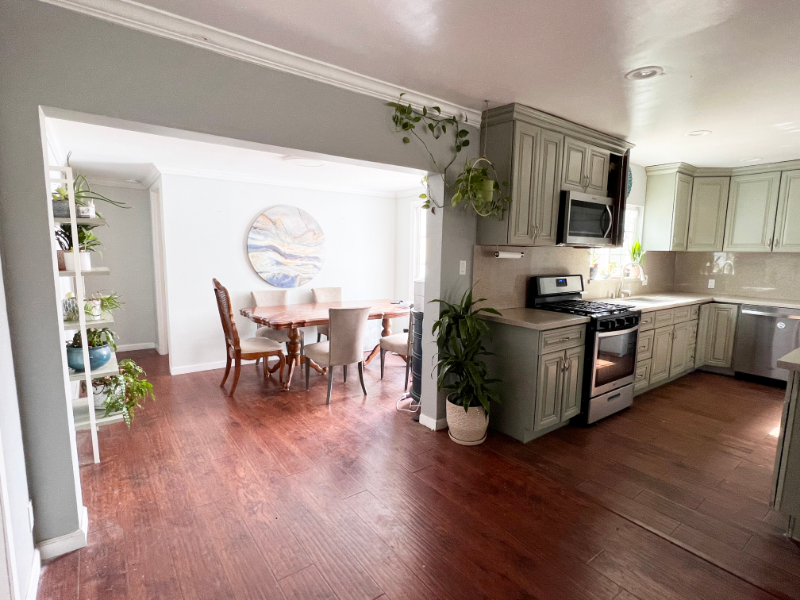 8010 Crosnoe Ave - Photo 7 of 8