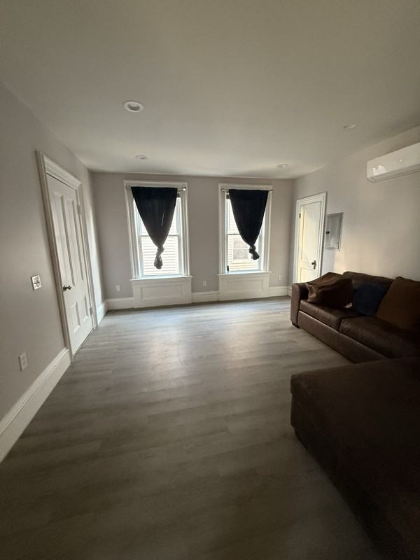 293 Point St - Photo 7 of 7