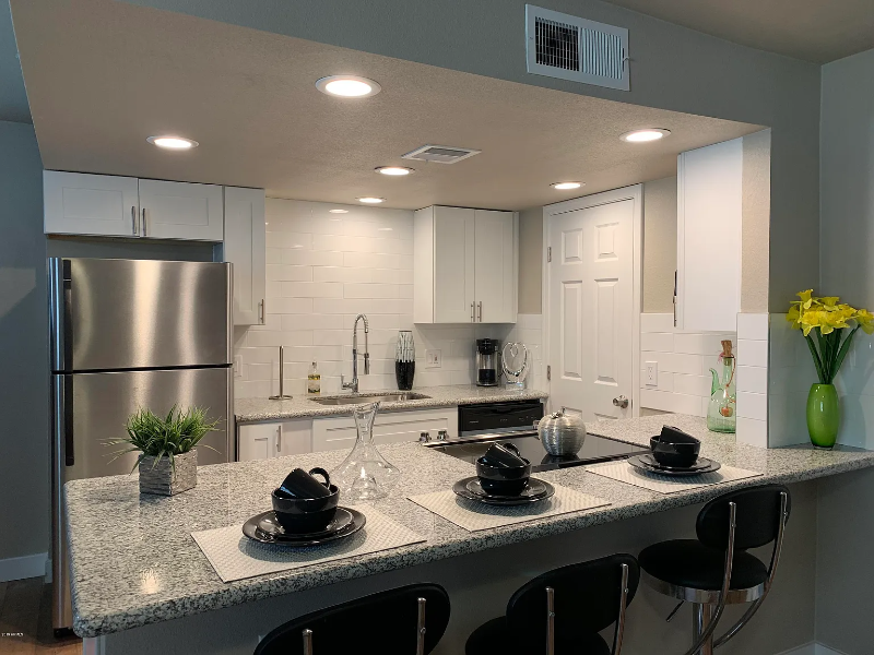 4710 E Portland St - Photo 2 of 20