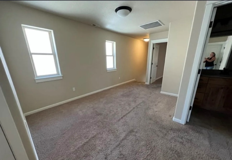 20256 Badger Rd - Photo 6 of 14