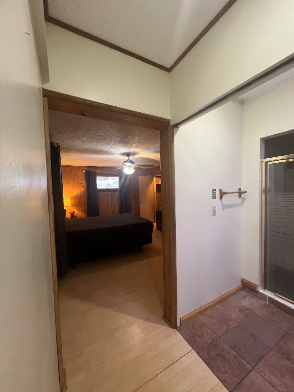 422 Laurel Ave #1 - Photo 4 of 20