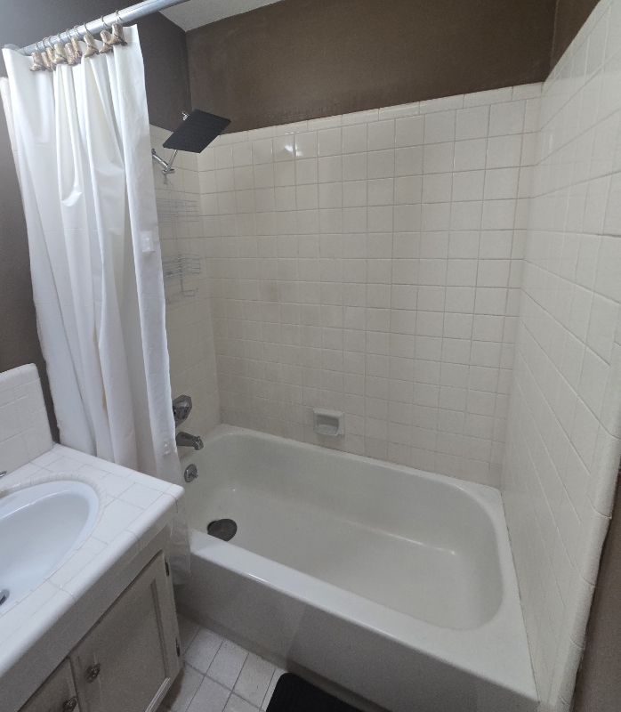 2363 W Swain Rd - Photo 4 of 5