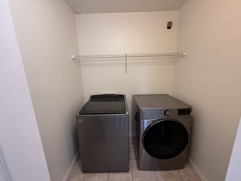 729 Squirrel Ct #729 - Photo 6 of 12