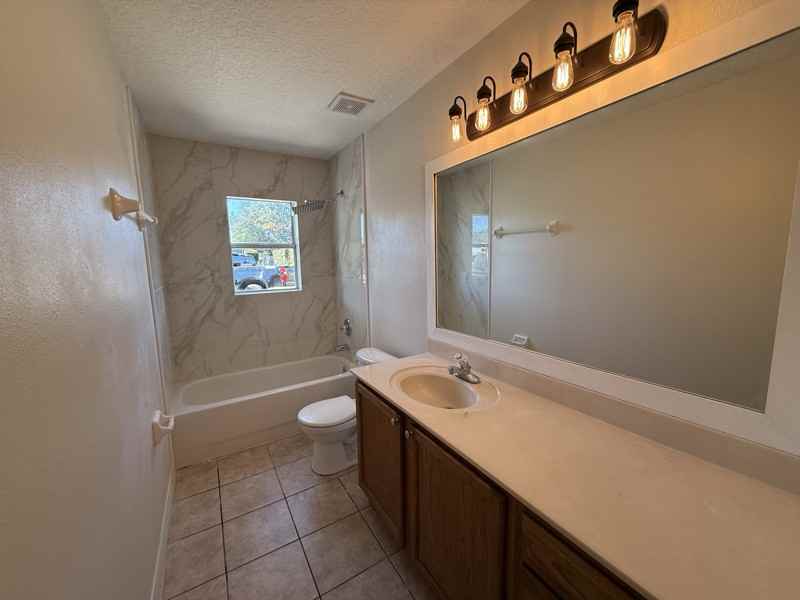 729 Squirrel Ct #729 - Photo 7 of 12