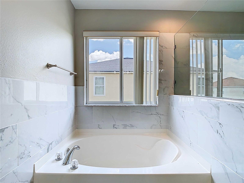 10617 Bamboo Rod Cir - Photo 5 of 20