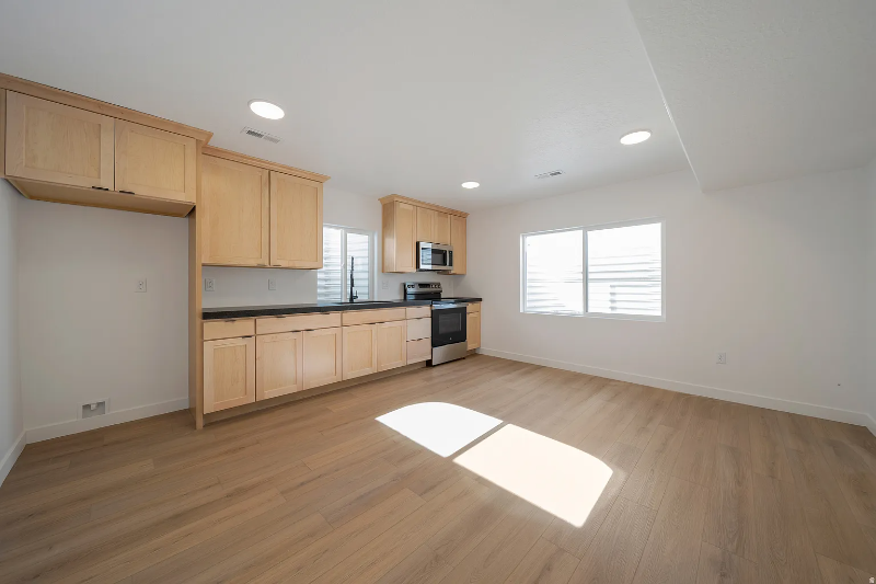 7413 S Pearson Park Ct #13 - Photo 6 of 6