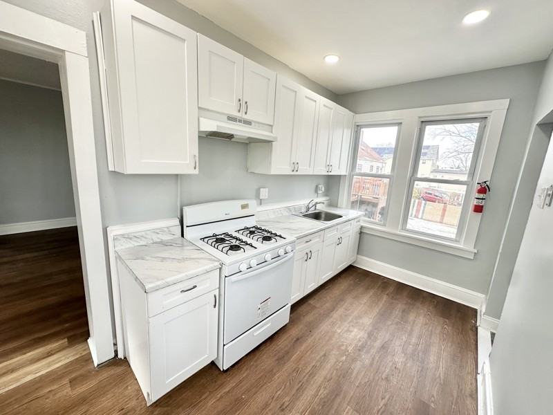 86 Fulton St #2 - Photo 3 of 20