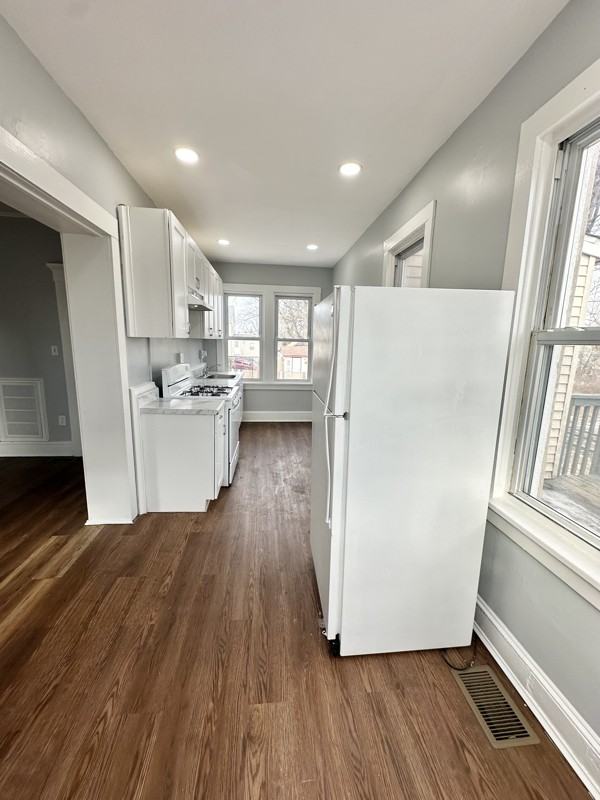 86 Fulton St #2 - Photo 4 of 20