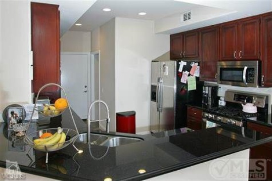 6124 Maple Ct - Photo 6 of 18