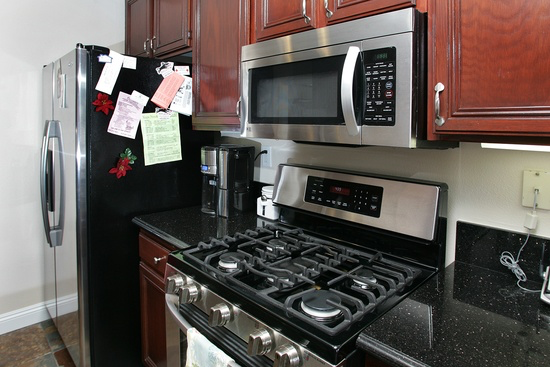 6124 Maple Ct - Photo 7 of 18