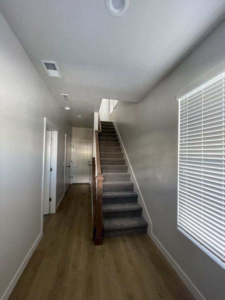 6399 W Birch Run Rd - Photo 6 of 8