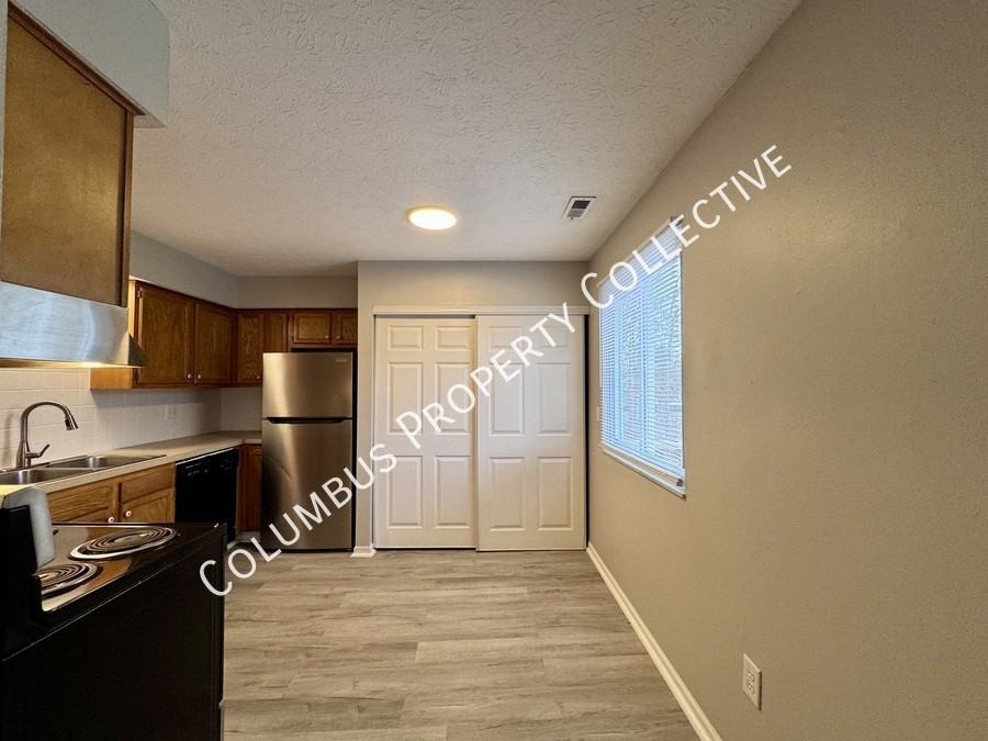 918 S Spring Rd - Photo 4 of 12