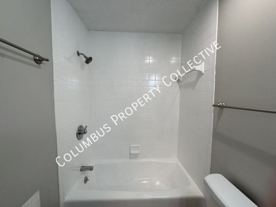 918 S Spring Rd - Photo 7 of 12