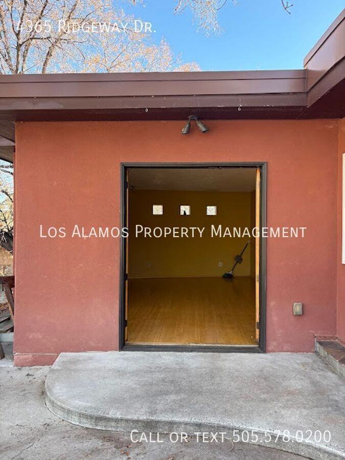 4365 Ridgeway Dr - Photo 7 of 35