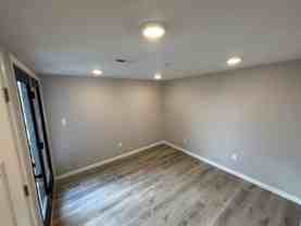 235 E Market St Rm 3 #6 - Photo 1 of 1