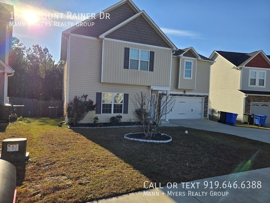 1593 Mount Rainer Dr - Photo 4 of 47