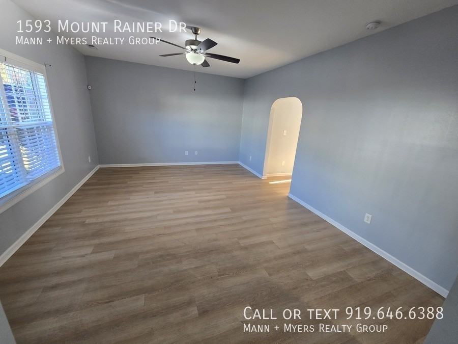1593 Mount Rainer Dr - Photo 6 of 47