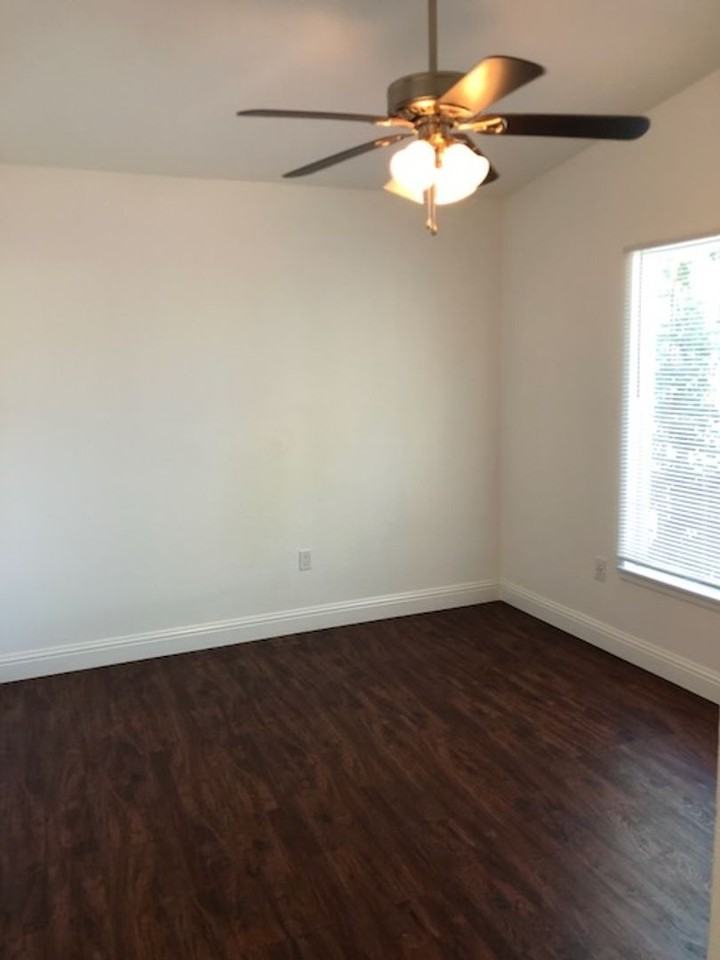 1545 N 1st St - Photo 4 of 18