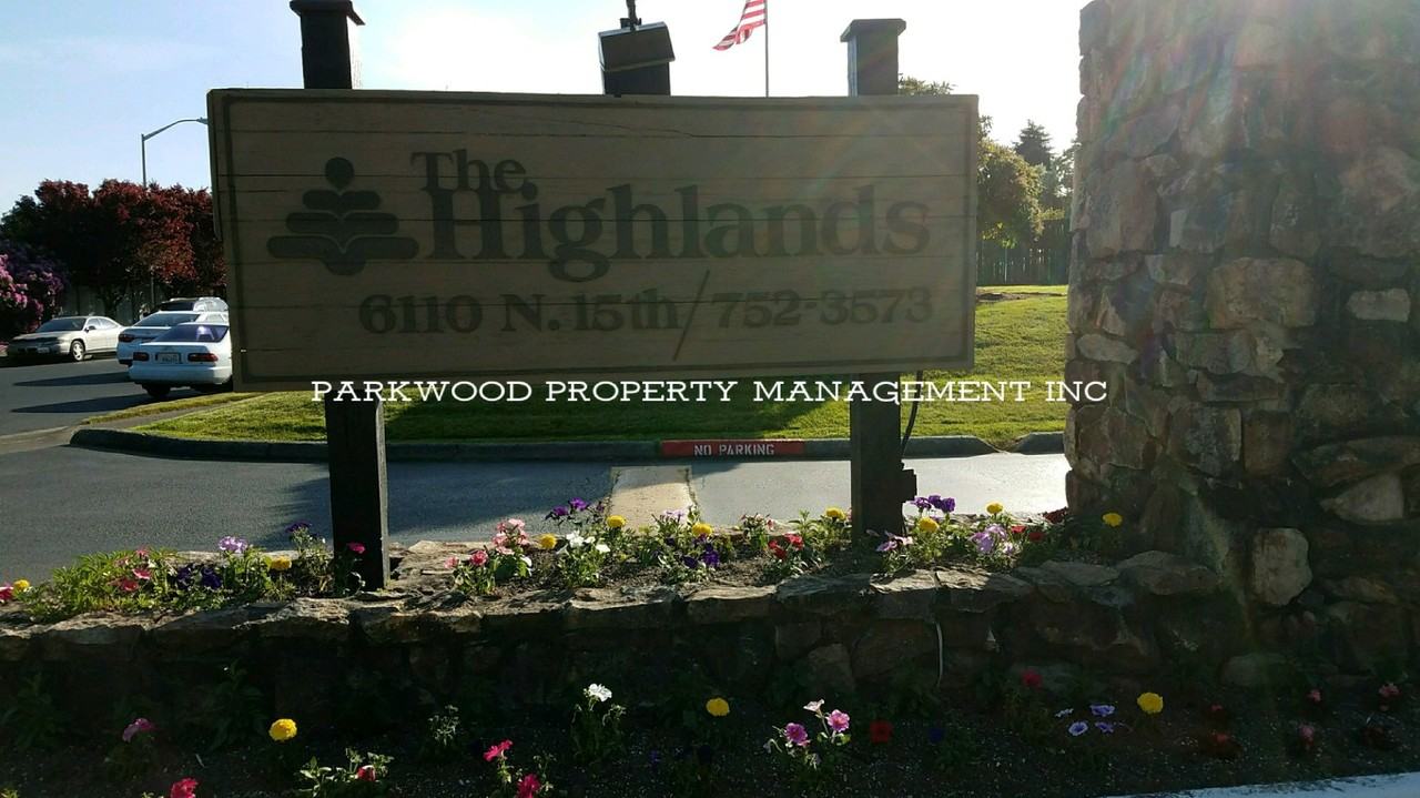 6111 N 15th St #H205 - Photo 2 of 16