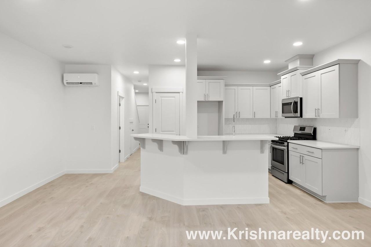 1218 S Quartz Dr - Photo 4 of 24