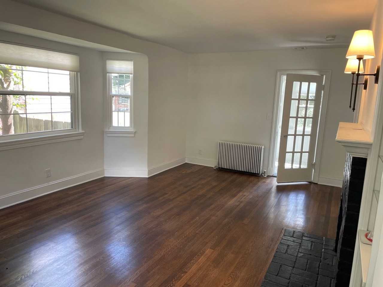 4509 4509 Fizthugh Avenue - Photo 4 of 41