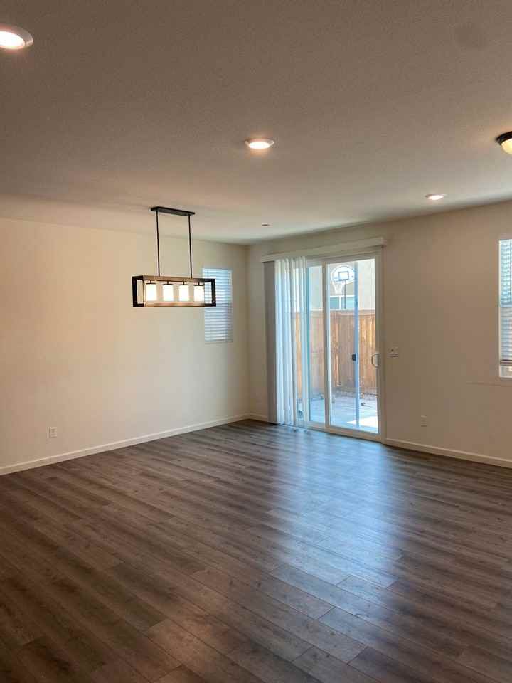 8174 Kramer Ranch Ln - Photo 4 of 17