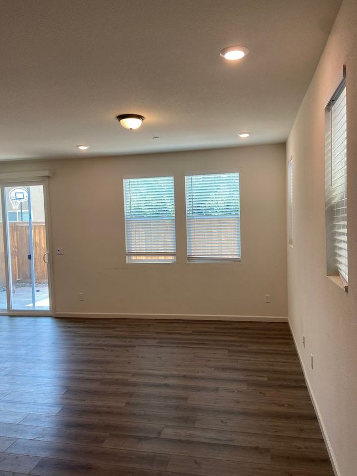 8174 Kramer Ranch Ln - Photo 5 of 17