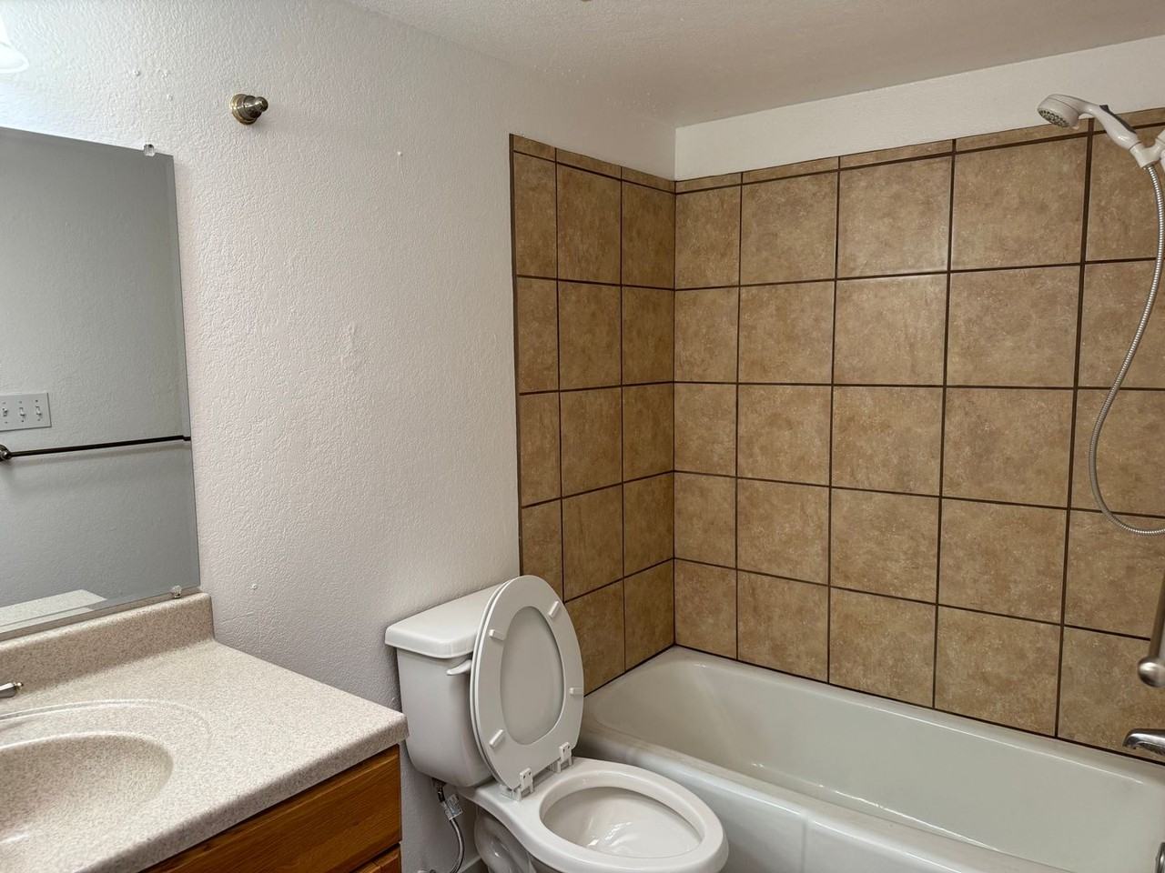 2932 Brae Burn St - Photo 7 of 20