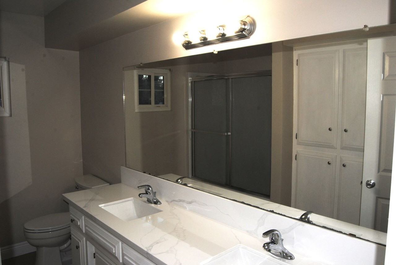 405 Plato Ct - Photo 3 of 10