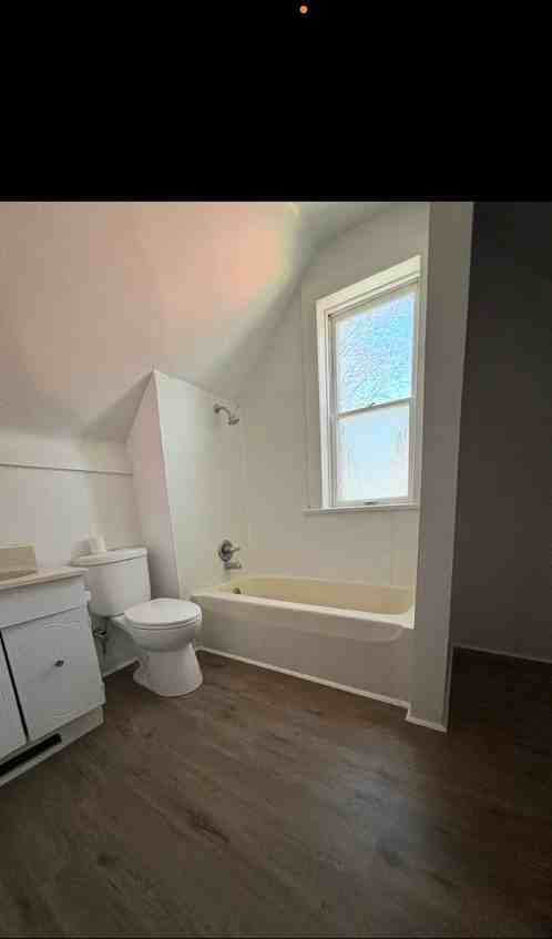 1844 23rd St - Photo 4 of 4