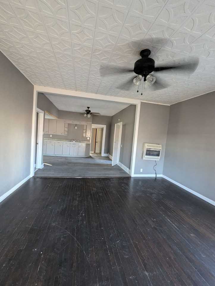 311 S Tennessee Ave - Photo 4 of 10