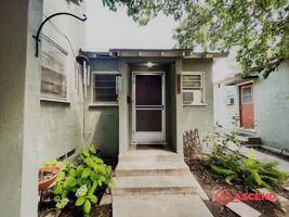 featured image of 2505 Encina St