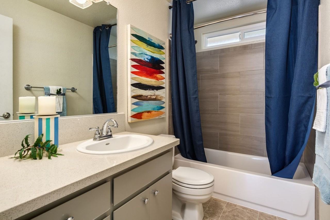 Chico Meadows Apartments - Photo 5 of 19