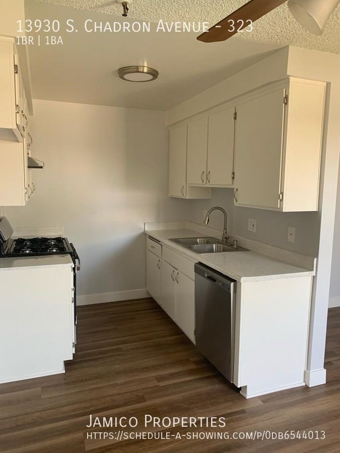 Pacific West - Photo 6 of 50