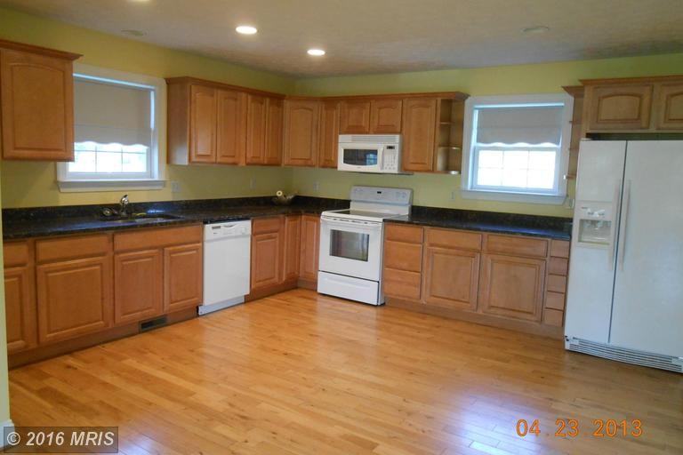 215 Karleys Way - Photo 2 of 16