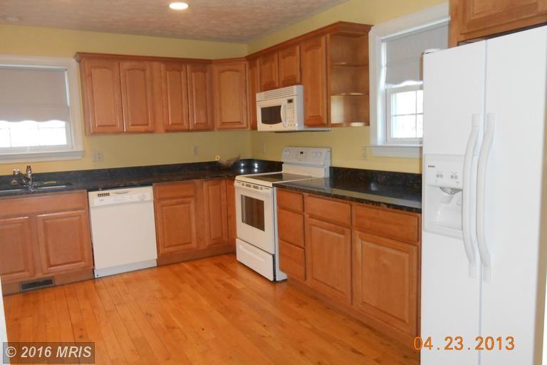 215 Karleys Way - Photo 3 of 16