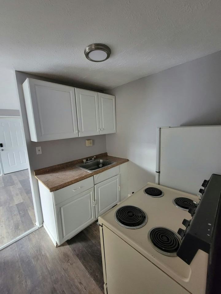 13430 Euclid Avenue, Unit 308 - Photo 4 of 12