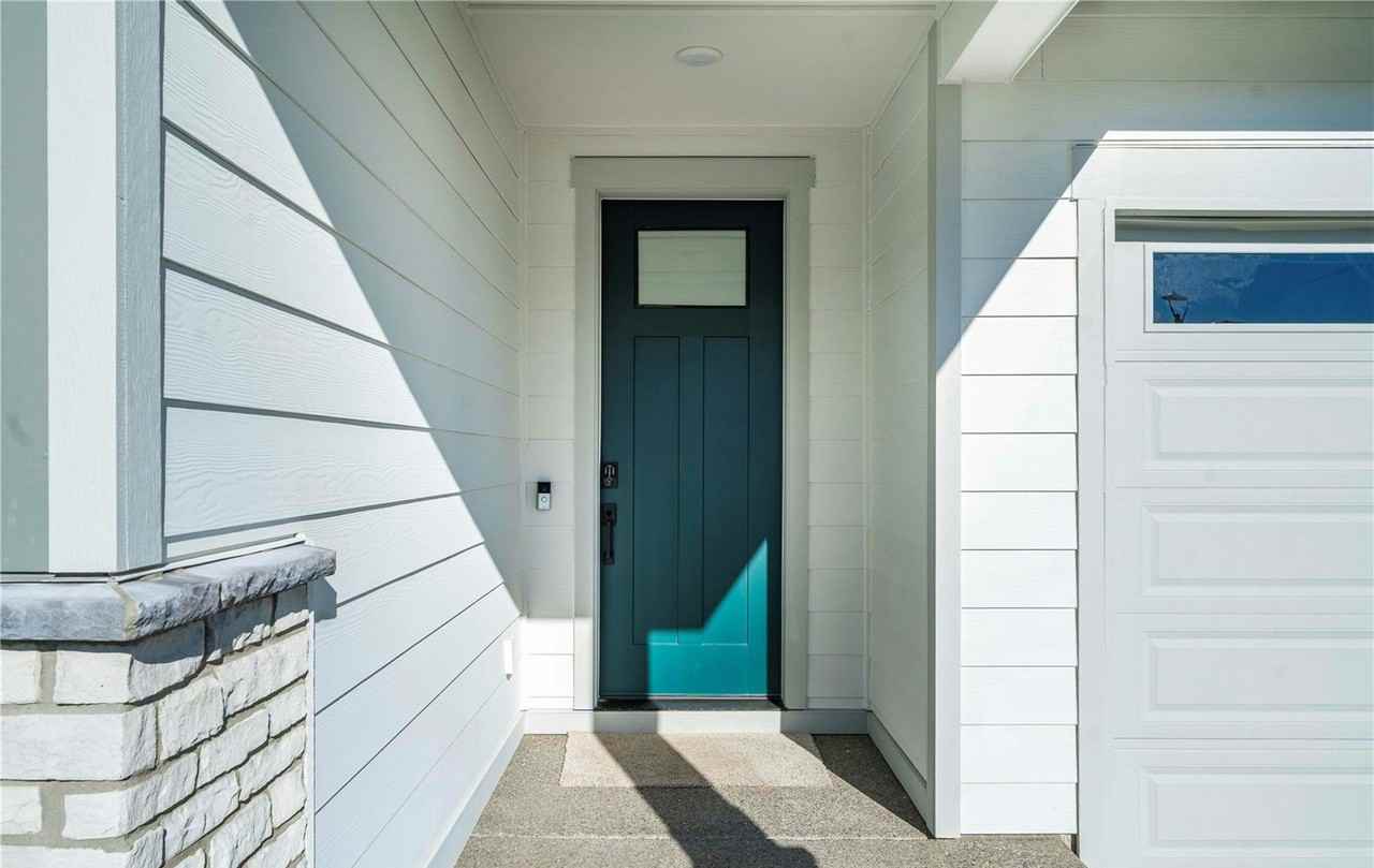 5970 Thornhill Avenue Southwest - Photo 3 of 15