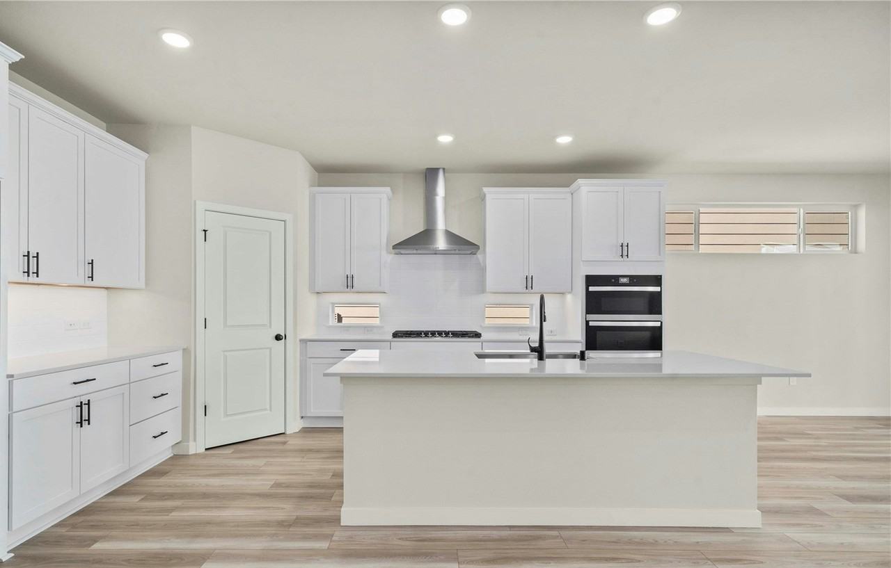 5970 Thornhill Avenue Southwest - Photo 7 of 15