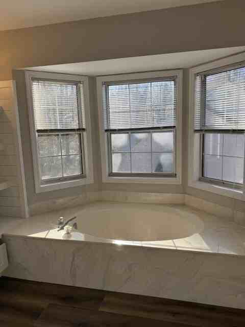 5124 Laurel Bridge Court Southeast - Photo 7 of 18